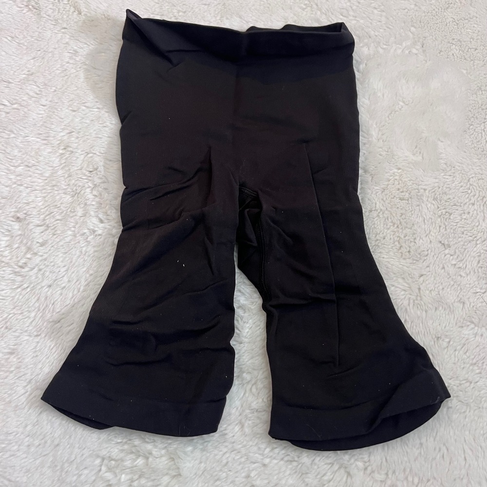 SKIMS Women's Sculpt Short Mid Thigh Open Gusset Onyx Black SH-MTS-0602 Size S/M